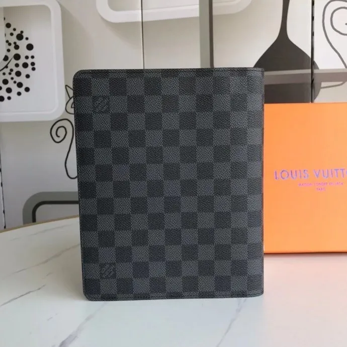 P140💰 4070🔥Hot model Extra large check holder Notebook cover 6 card slots Cowhide ➕ Lv special fabric, with box Size about 18cm Number: 20100/21065