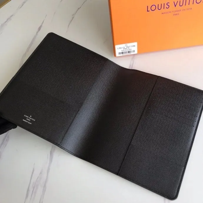 P140💰 4070🔥Hot model Extra large check holder Notebook cover 6 card slots Cowhide ➕ Lv special fabric, with box Size about 18cm Number: 20100/21065
