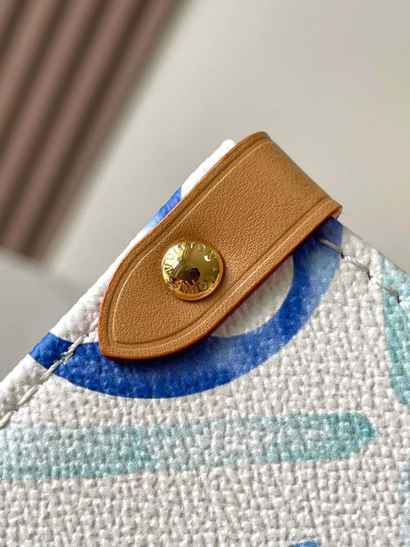 💰1040 Top original ONTHEGO medium handbag Model: M11262 dynamic chip Material: A-grade all-steel hardware, imported original fabric Size: 35*27*14CM