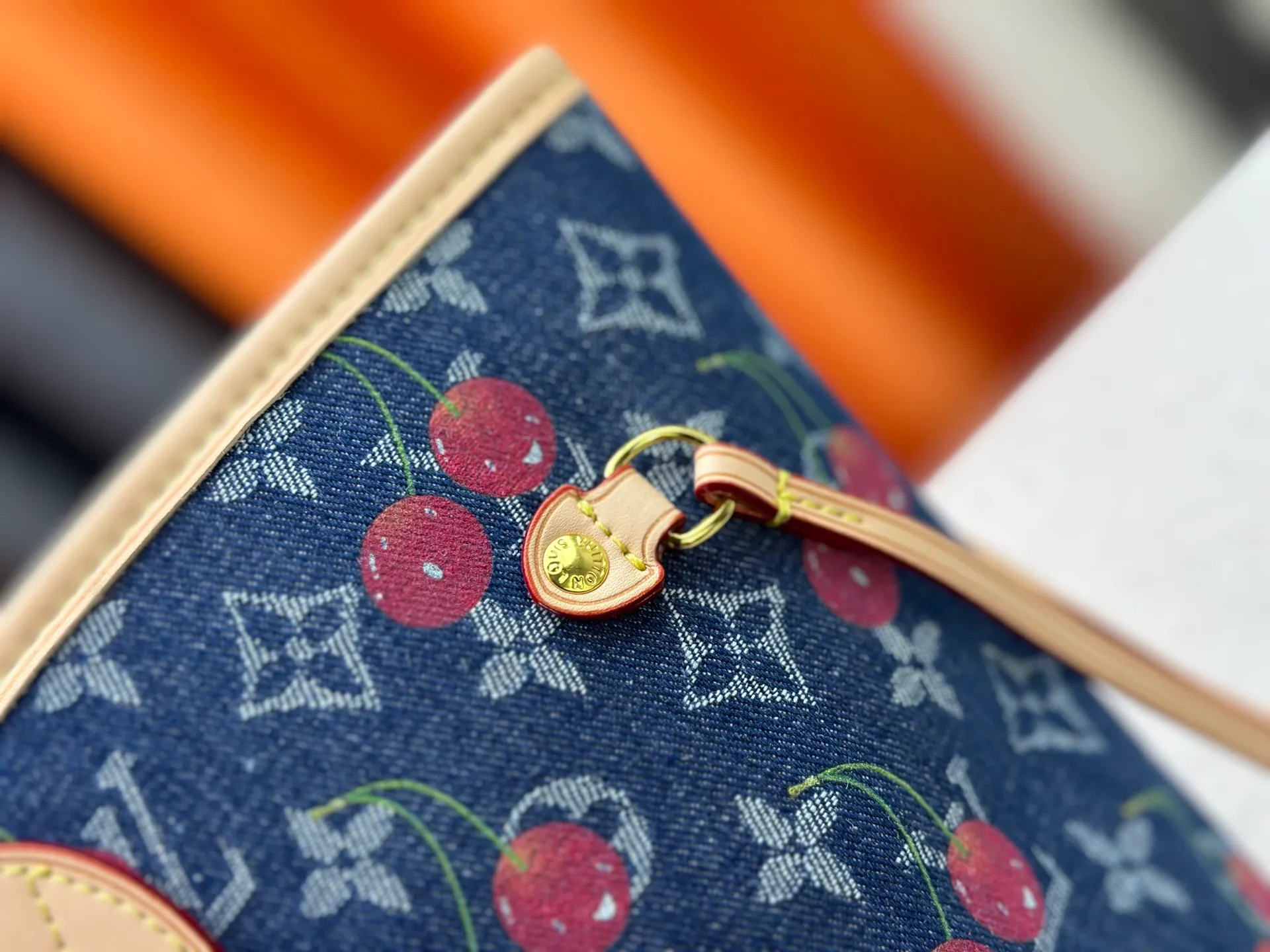 P280 M13192 M40995 M46865 Upgraded original embroidered jacquard cherry Lv co-branded cherry series🍒Neverfull classic denim denim shopping bag! Hardcore product! A classic that cannot be copied! The most classic and best-selling color! There is texture! Tasty! Everyone can feel it after getting it! Size: 32X15X28