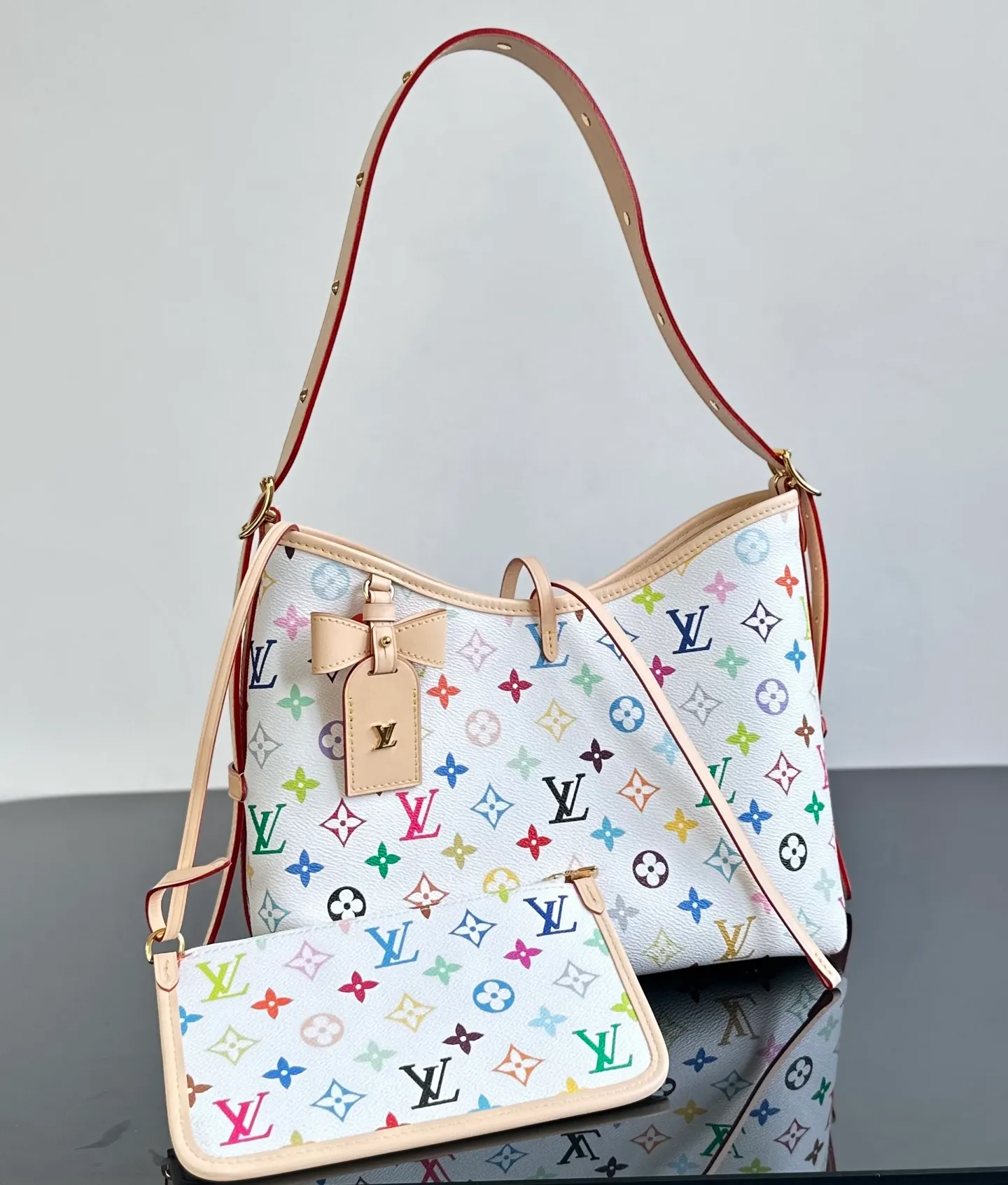 💰2100{Authentic grade}MB original leather M13661 white three-color Carryall small handbag, exclusive channel goods, detailed real photos! MB lies in quality, hardware, fabrics, handwork, oiled edges, A-grade high-quality products, comprehensive upgrades, the photos are consistent with the products, 360 degrees without blind spots, take a look at it. Size: 29.0×12.0×24.0 cm110