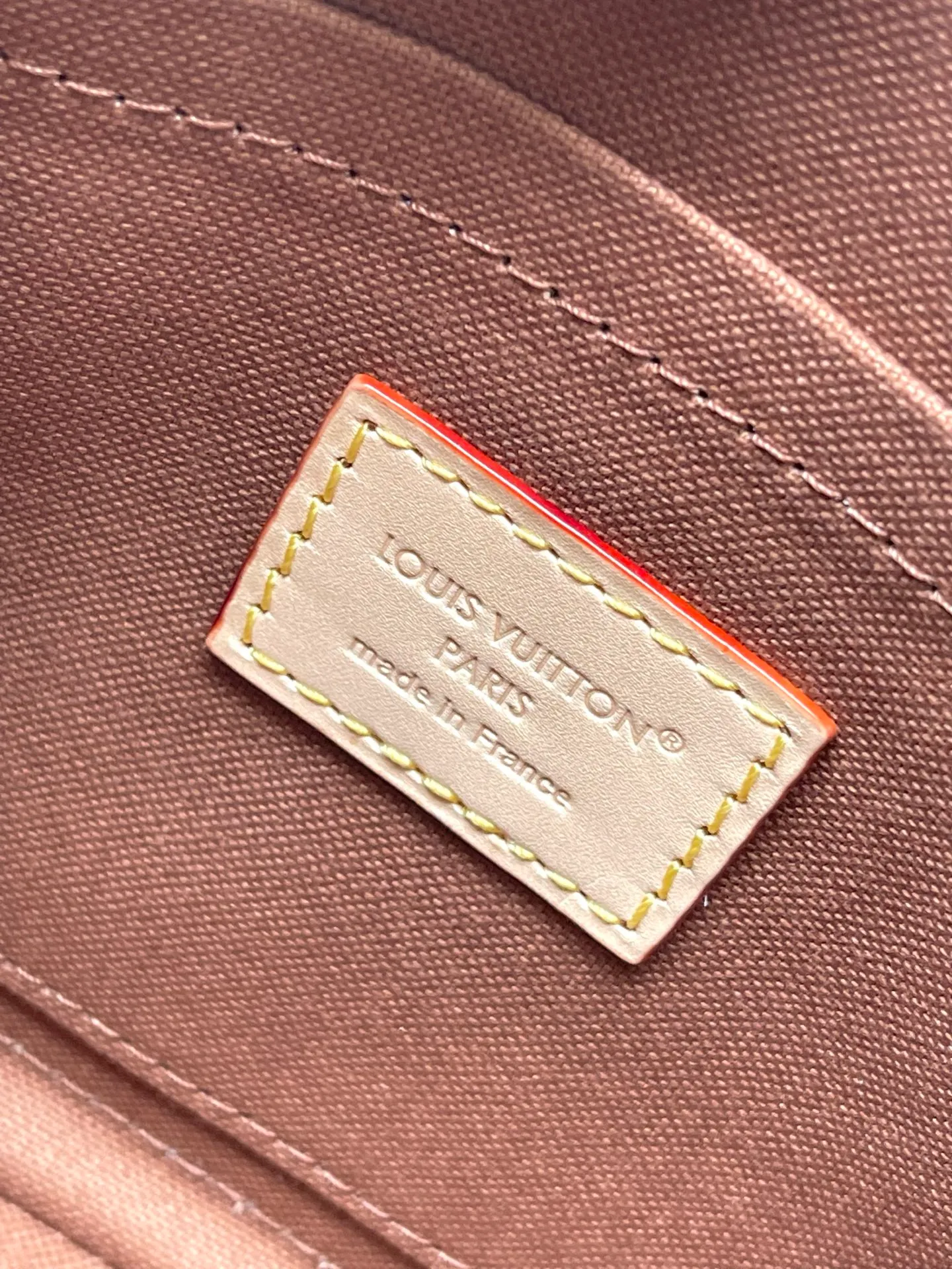 💰1160 Top original model Alma mini handbag Model: M14933 Material: A-grade all-steel hardware, imported original fabric Size: 18*12*8CM