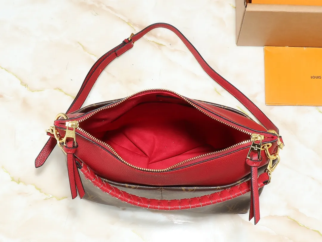 💰240💰Upgraded from the original M45522, 43170. This MONOGRAM canvas material is a new style of Melie handbag, a fashionable must-have item. Veau Cachemire leather material. Full leather embossed woven wrist double bag shopping bag. Lightweight and comfortable to carry. Unique vertical and narrow shape with modern style. Zipper pocket with metal engraved zipper puller for more personality. Size: 33x16x30cm