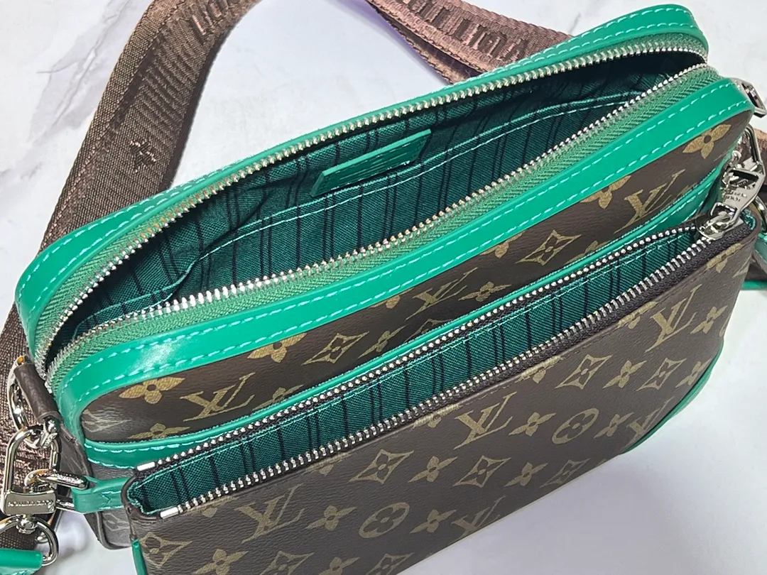 Batch 300💰M12766 M69443 M45320 New men's bag three-piece messenger bag series This Trio messenger bag uses Monogram Eclipse Reverse canvas and eye-catching details to create a three-in-one design. The zippered front pocket and coin purse on the shoulder strap are both detachable, enriching the functional design with the main pocket. The adjustable and removable fabric shoulder strap is embellished with the Louis Vuitton logo and provides a comfortable shoulder-carrying experience. Dimensions: 25.0×18.5×7.0