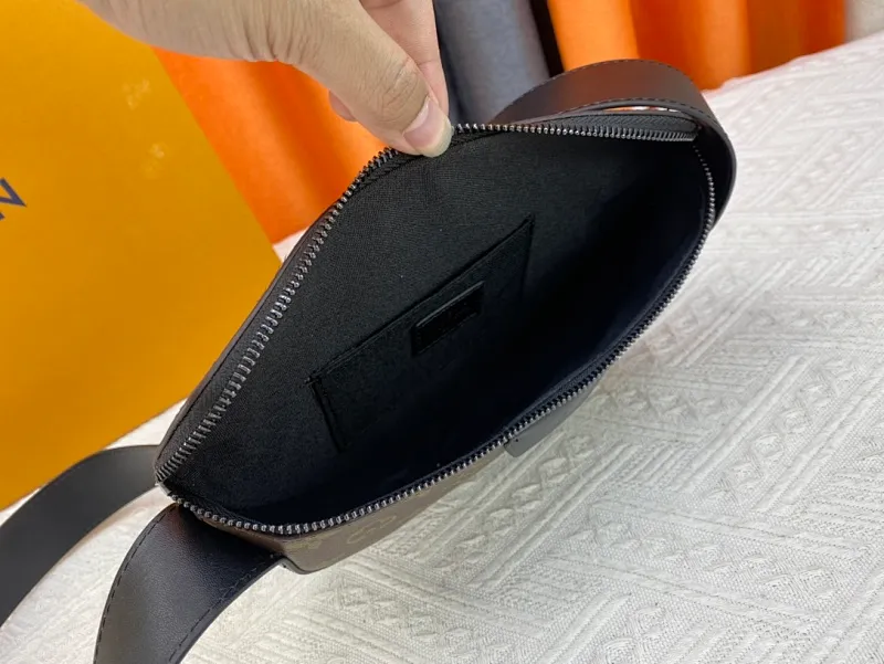 All Categories Official Website "Brand Women's Bags" Women's Bags 💙 LV 2024 New LV Crossbody Bag