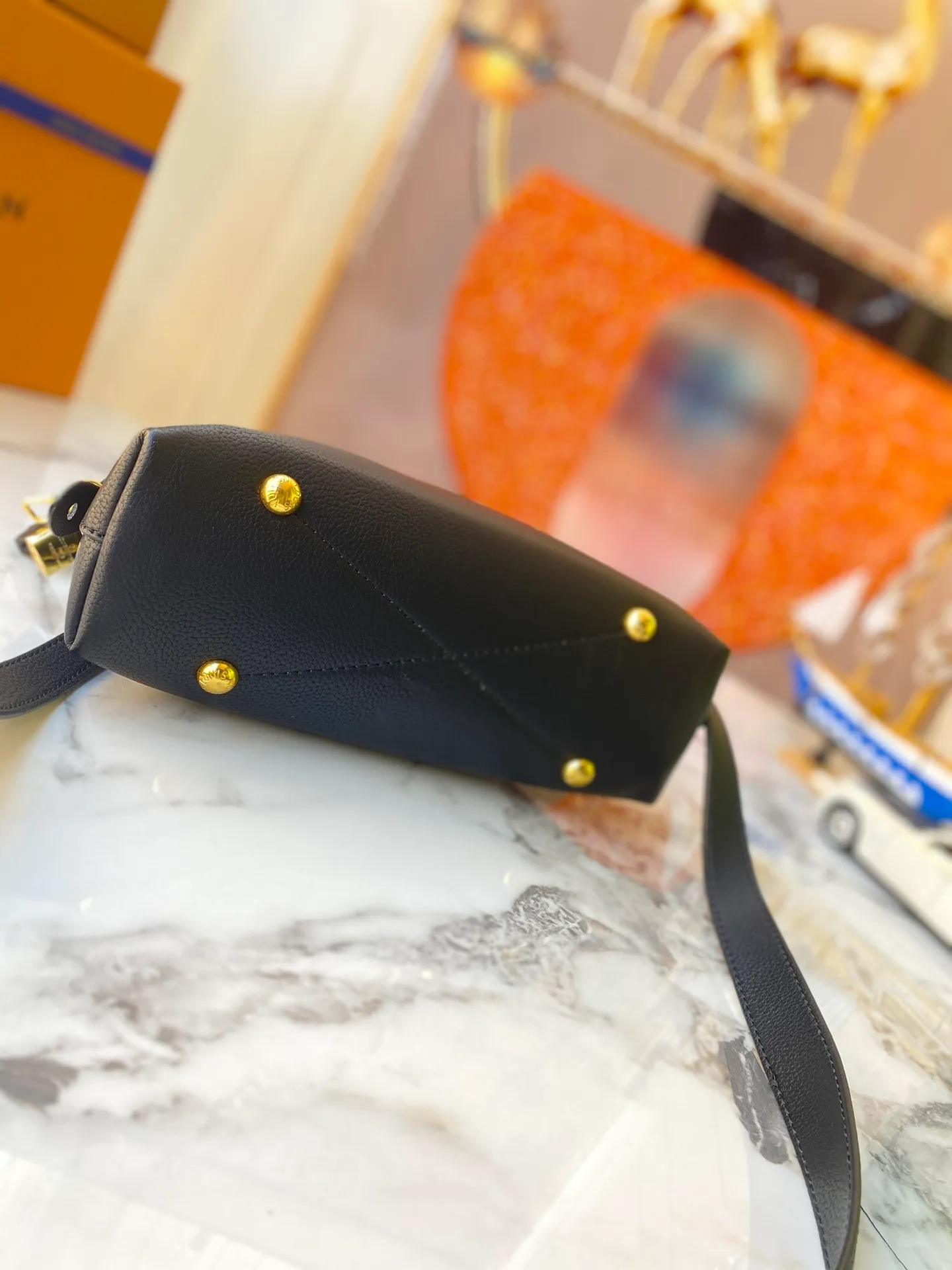 All categories Official website "Brand Women's Bags" Women's Bags 💙 LV 2022 official new LV handbag wholesale 58001800 High quality Size: 25-18-12 CM