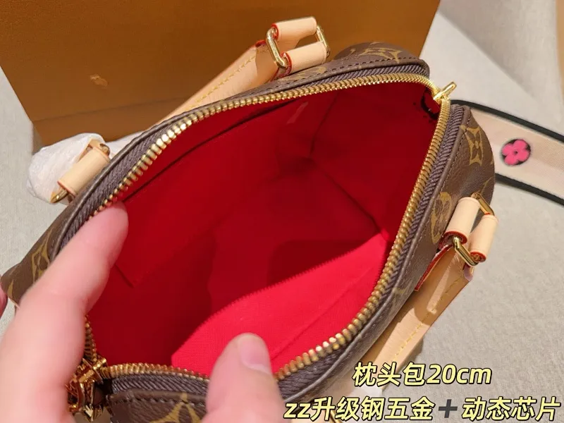 All Categories Official Website "Brand Women's Bags" Women's Bags 💙 LV 2025 New LV Crossbody Bag
