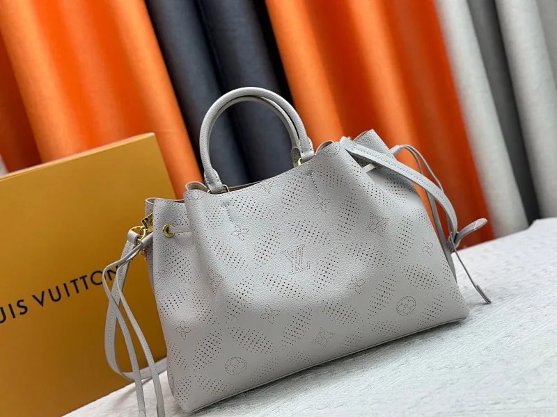 All Categories Official Website "Brand Women's Bags" Women's Bags 💙 LV 2025 New LV Crossbody Bag