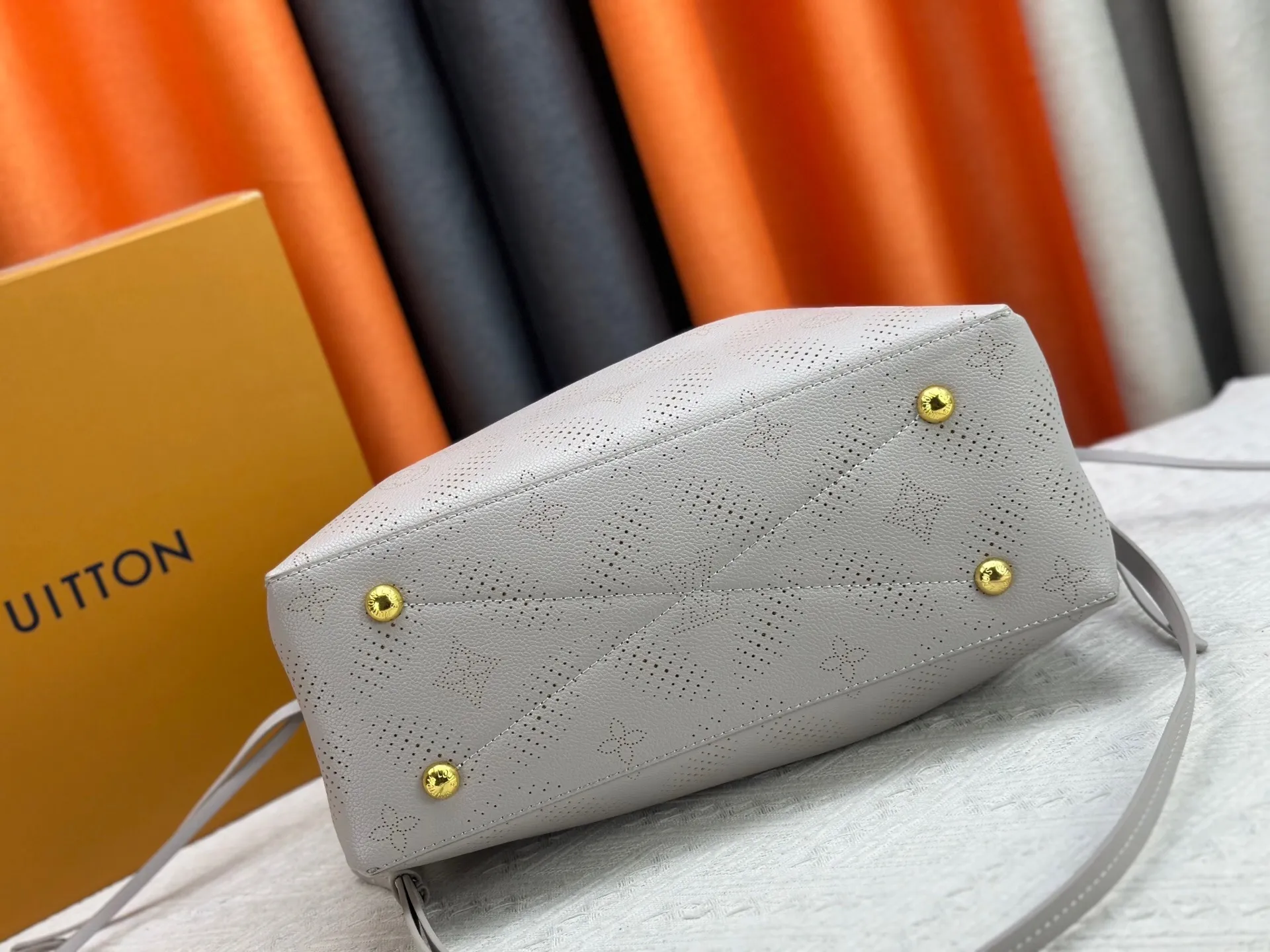 All Categories Official Website "Brand Women's Bags" Women's Bags 💙 LV 2025 New LV Crossbody Bag