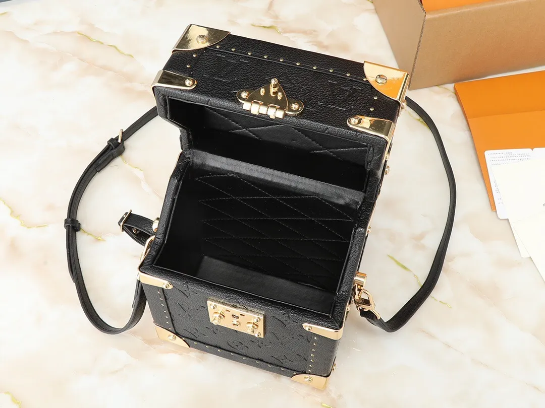 All Categories Official Website "Brand Women's Bags" Women's Bags 💙 LV 2024 Official Website New LV Crossbody Bags