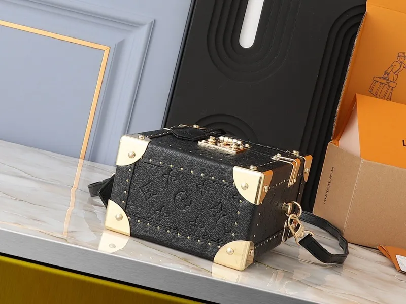 All Categories Official Website "Brand Women's Bags" Women's Bags 💙 LV 2024 Official Website New LV Crossbody Bags