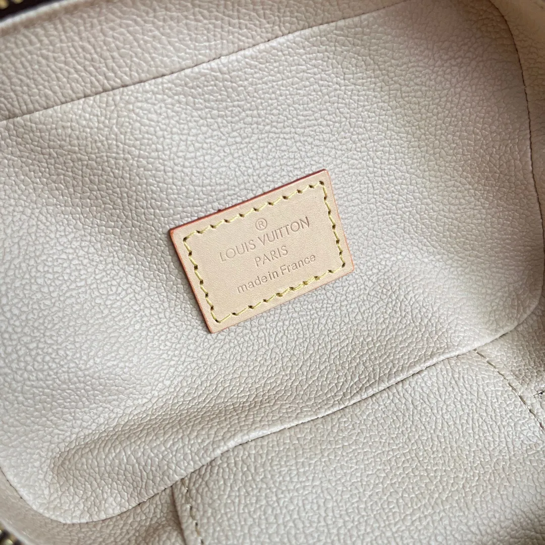 All Categories Official Website "Brand Women's Bags" Women's Bags 💙 LV 2025 New LV Cosmetic Bag