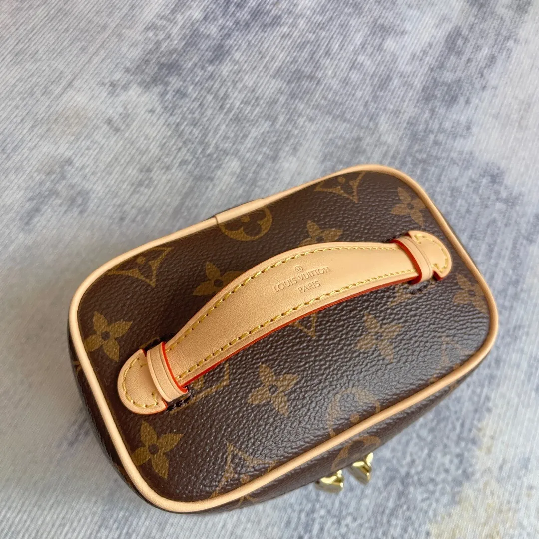 All Categories Official Website "Brand Women's Bags" Women's Bags 💙 LV 2025 New LV Cosmetic Bag