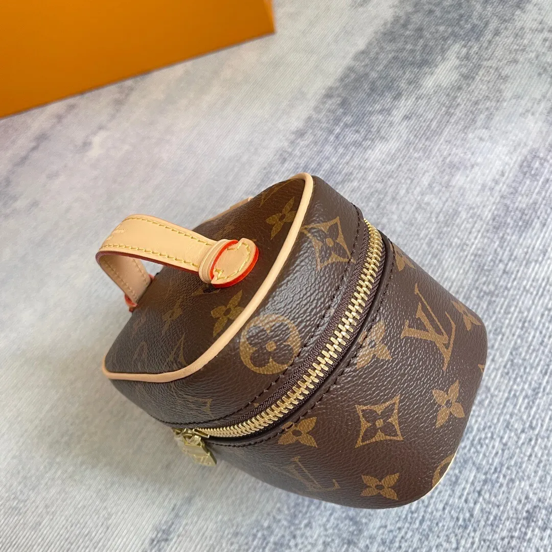 All Categories Official Website "Brand Women's Bags" Women's Bags 💙 LV 2025 New LV Cosmetic Bag
