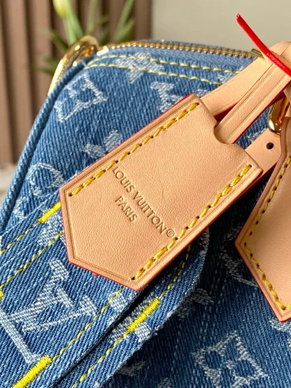All Categories Official Website "Brand Women's Bags" Women's Bags 💙 LV 2026 New LV Crossbody Bag