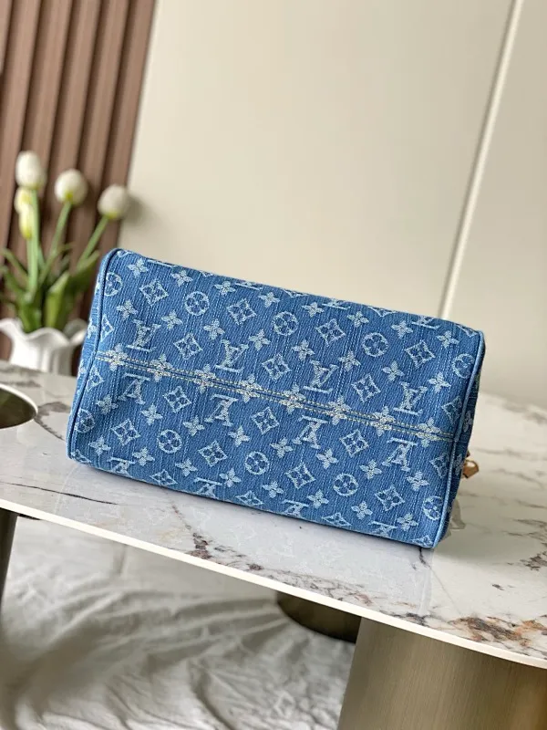 All Categories Official Website "Brand Women's Bags" Women's Bags 💙 LV 2026 New LV Crossbody Bag