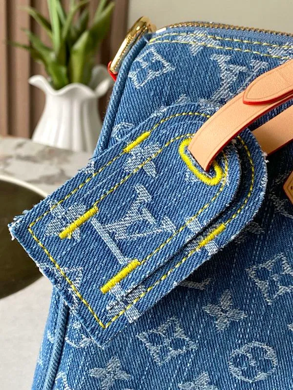 All Categories Official Website "Brand Women's Bags" Women's Bags 💙 LV 2026 New LV Crossbody Bag