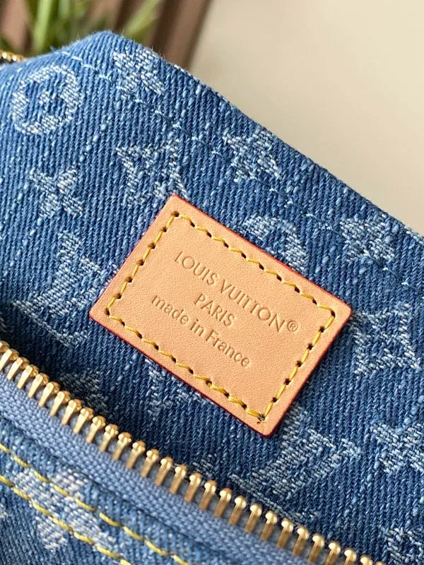 All Categories Official Website "Brand Women's Bags" Women's Bags 💙 LV 2026 New LV Crossbody Bag