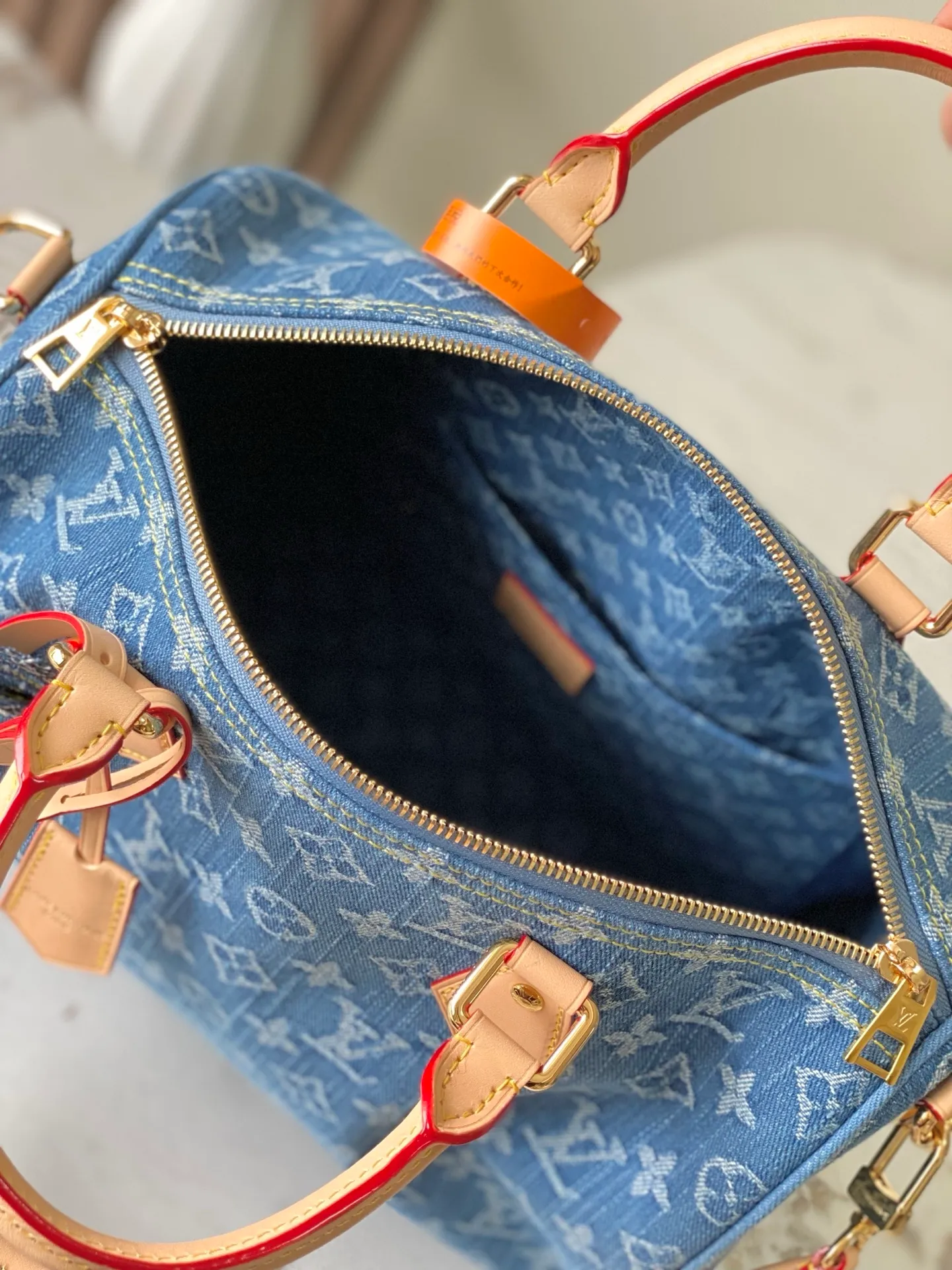 All Categories Official Website "Brand Women's Bags" Women's Bags 💙 LV 2026 New LV Crossbody Bag