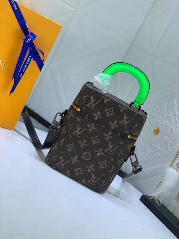 All categories Official website "Brand Women's Bags" Women's Bags 💙 LV 2022 official new LV vertical box mobile phone bag wholesale 58001600