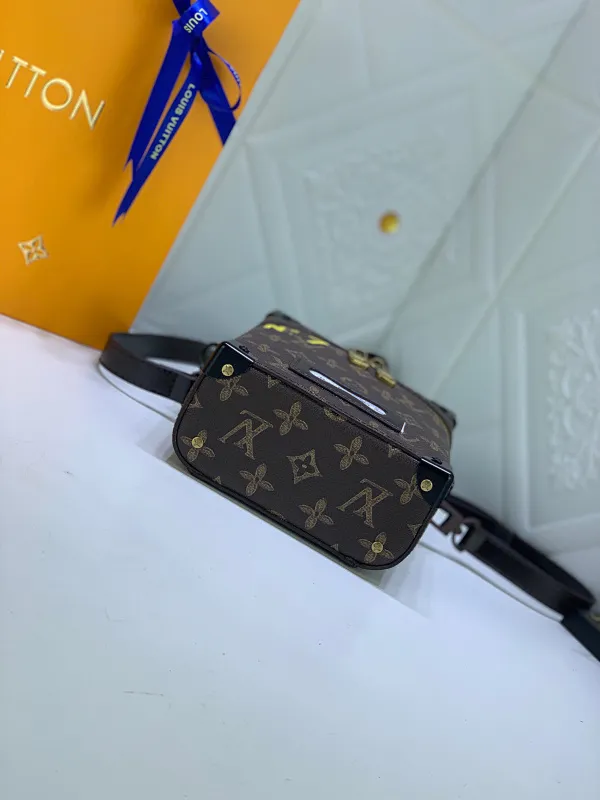 All categories Official website "Brand Women's Bags" Women's Bags 💙 LV 2022 official new LV vertical box mobile phone bag wholesale 58001600