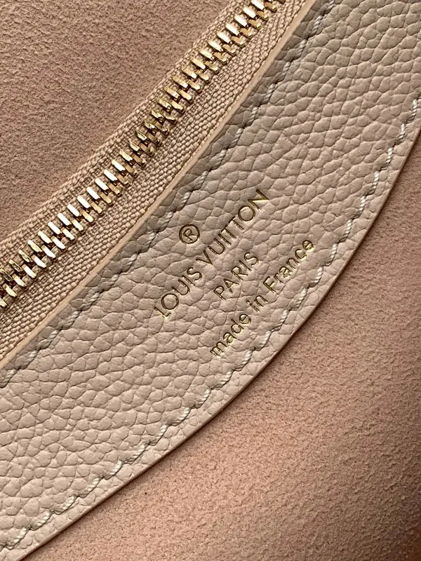 All Categories Official Website "Brand Women's Bags" Women's Bags 💙 LV 2025 New LV Crossbody Bag
