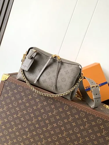 All Categories Official Website "Brand Women's Bags" Women's Bags 💙 LV 2026 New LV Crossbody Bag