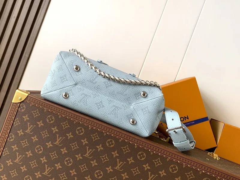 All Categories Official Website "Brand Women's Bags" Women's Bags 💙 LV 2026 New LV Crossbody Bag