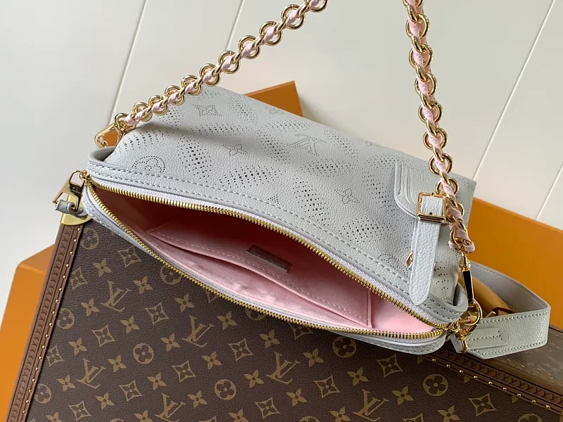 All Categories Official Website "Brand Women's Bags" Women's Bags 💙 LV 2026 New LV Crossbody Bag