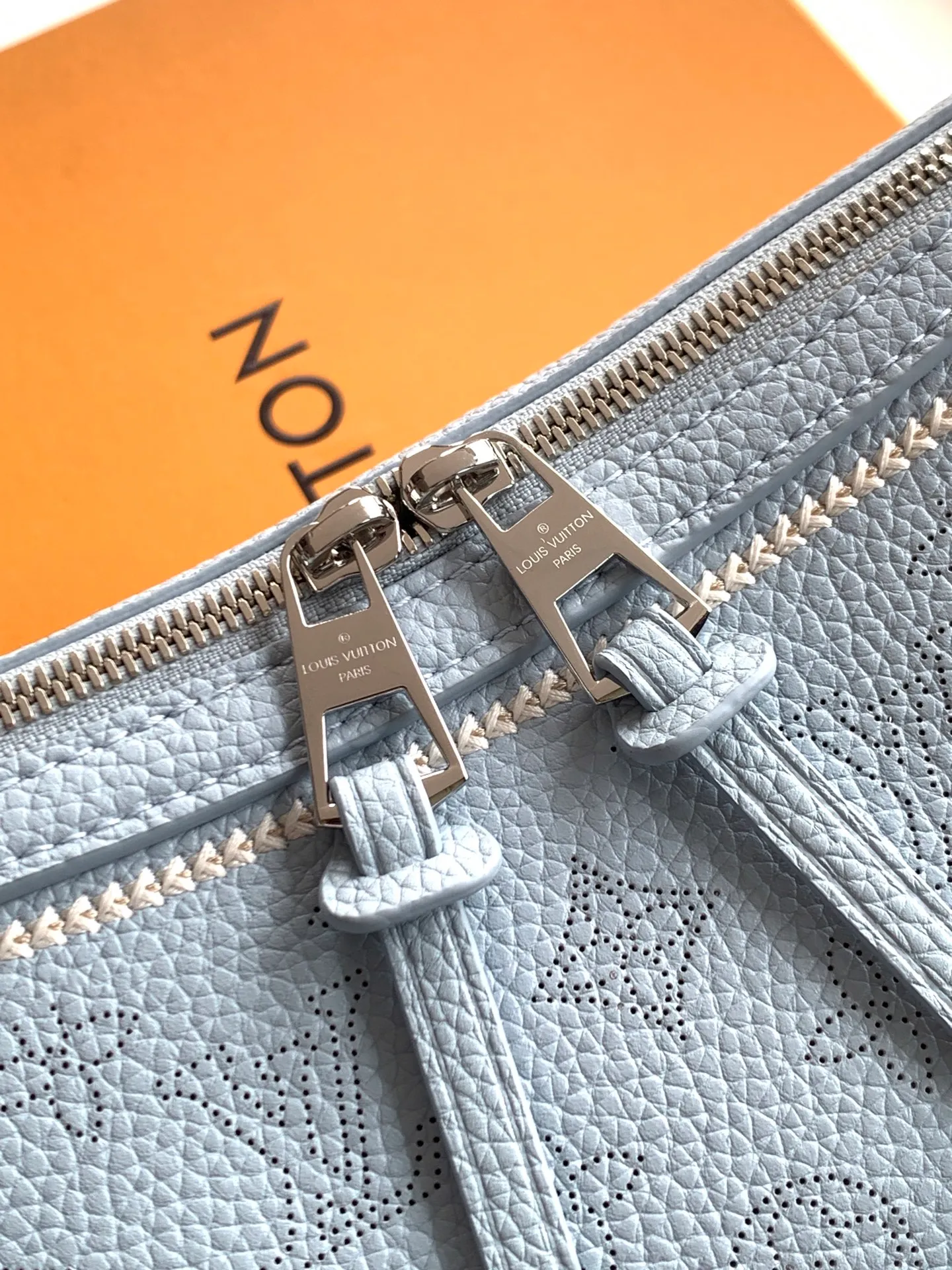 All Categories Official Website "Brand Women's Bags" Women's Bags 💙 LV 2026 New LV Crossbody Bag