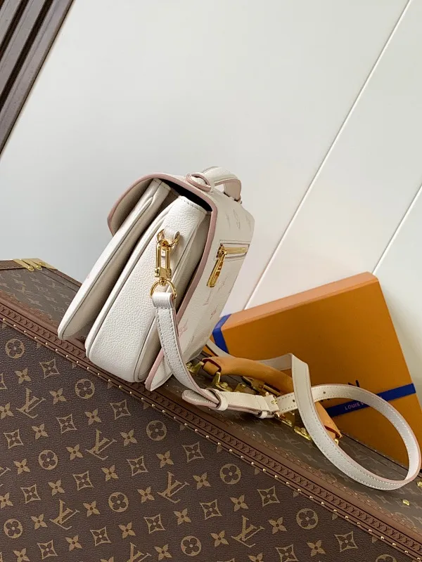 All Categories Official Website "Brand Women's Bags" Women's Bags 💙 LV 2025 New LV Crossbody Bag