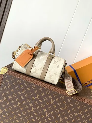All Categories Official Website "Brand Women's Bags" Women's Bags 💙 LV 2026 New LV Crossbody Bag