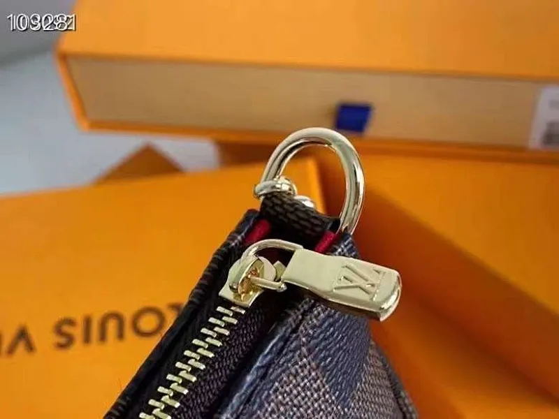 All Categories Official Website "Brand Women's Bags" Women's Bags 💙 LV 2025 New LV Crossbody Bag