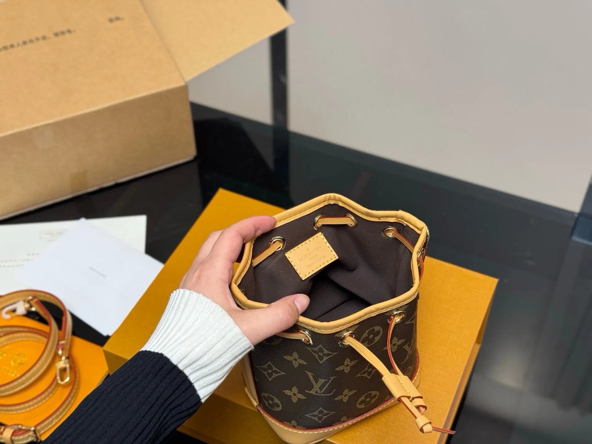 All Categories Official Website "Brand Women's Bags" Women's Bags 💙 LV 2025 New LV Bucket Bag