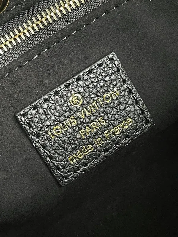 All Categories Official Website "Brand Women's Bags" Women's Bags 💙 LV 2026 New LV Crossbody Bag