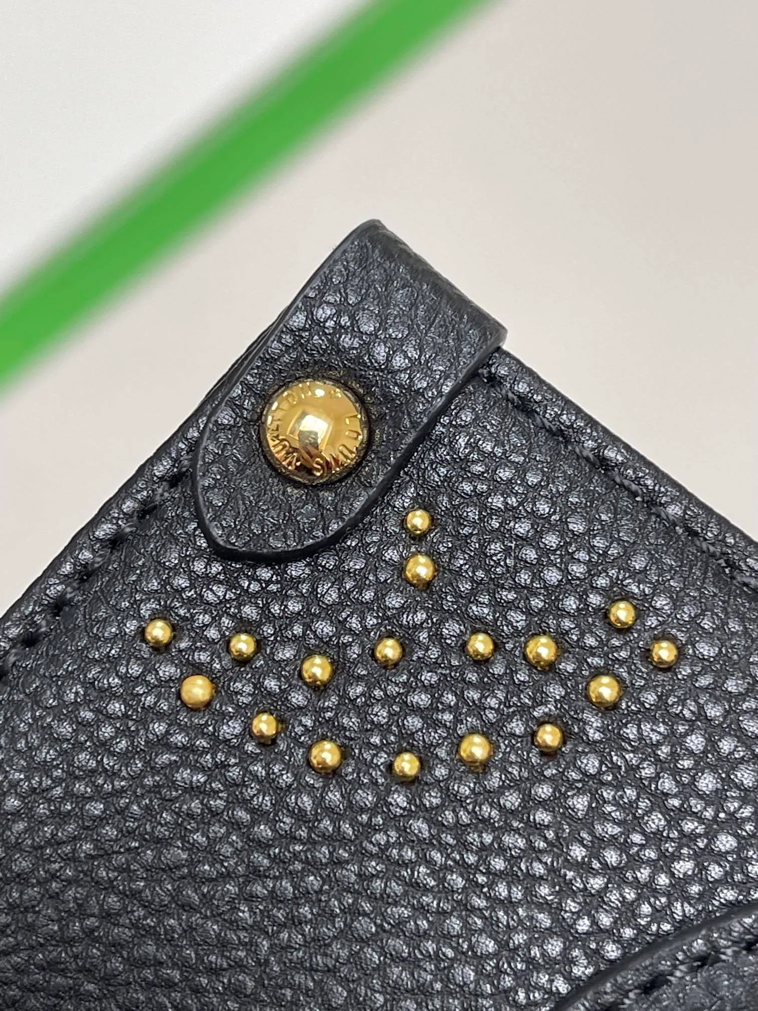 All Categories Official Website "Brand Women's Bags" Women's Bags 💙 LV 2026 New LV Crossbody Bag