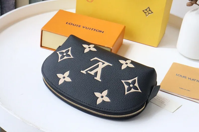 All Categories Official Website "Brand Women's Bags" Women's Bags 💙 LV 2025 New LV Cosmetic Bag