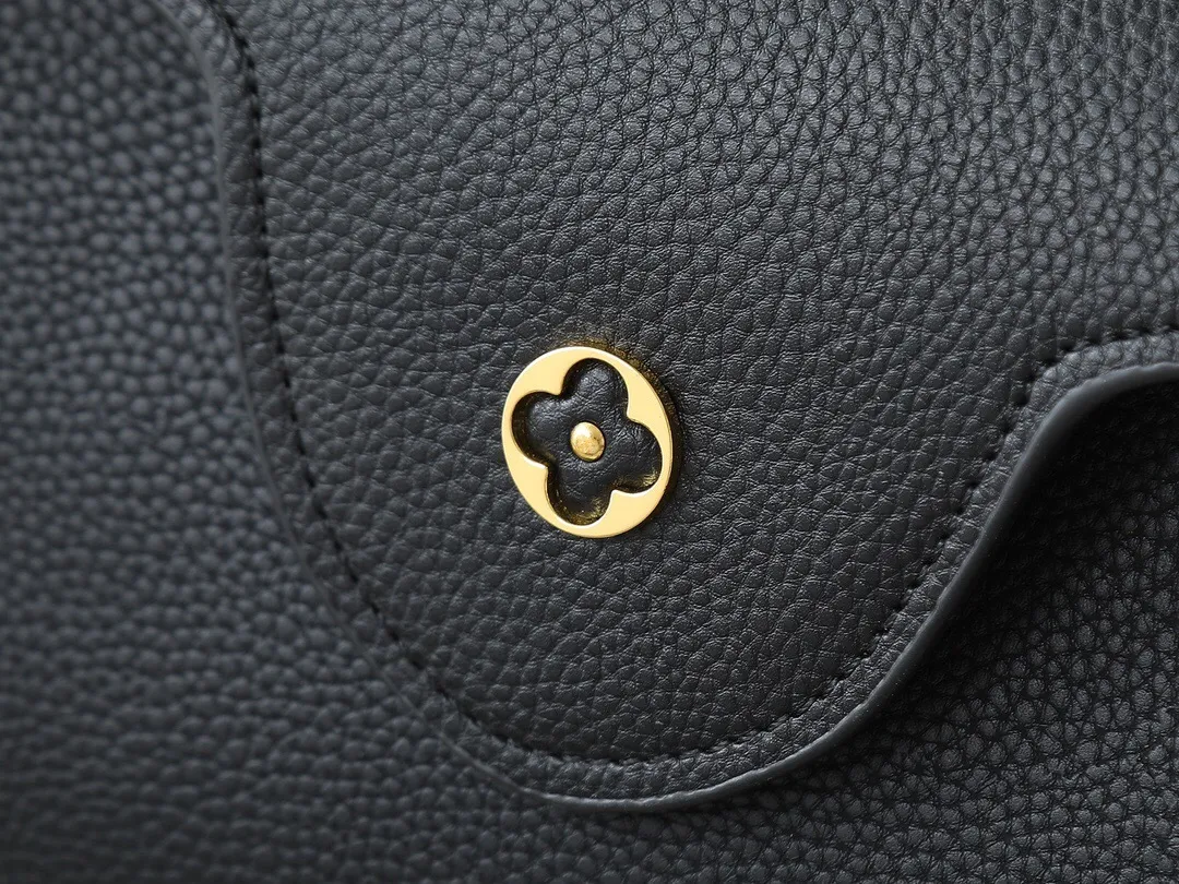 All Categories Official Website "Brand Women's Bags" Women's Bags 💙 LV 2025 New LV Crossbody Bag
