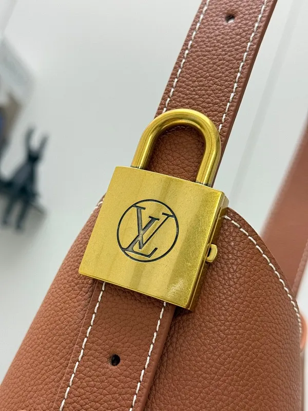 All Categories Official Website "Brand Women's Bags" Women's Bags 💙 LV 2025 New LV Crossbody Bag
