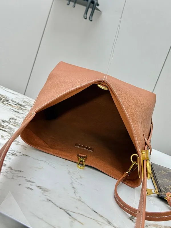 All Categories Official Website "Brand Women's Bags" Women's Bags 💙 LV 2025 New LV Crossbody Bag