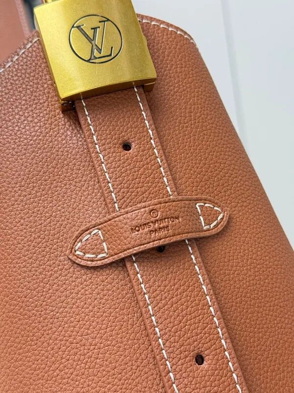 All Categories Official Website "Brand Women's Bags" Women's Bags 💙 LV 2025 New LV Crossbody Bag