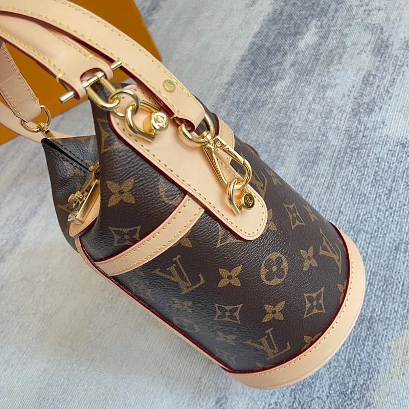 All Categories Official Website "Brand Women's Bags" Women's Bags 💙 LV 2025 New LV Crossbody Bag