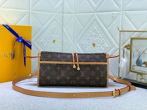 All Categories Official Website "Brand Women's Bags" Women's Bags 💙 LV Upgraded Original Medieval Series Crossbody Triangle Gold Ball Popincourt Crossbody Triangle Gold Ball Bag, the same style as Tang Yan, the medieval design is super stylish, no matter how you wear it, it is a fashionable tool, the capacity is very powerful, almost all daily necessities can be accommodated, the interior is made of high-grade brown cloth, and the two gold balls on the bag are really cute