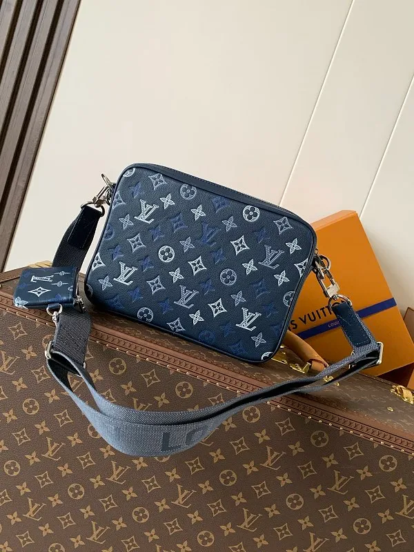 All Categories Official Website "Brand Women's Bags" Women's Bags 💙 LV 2026 Official Website New LV Crossbody Bag