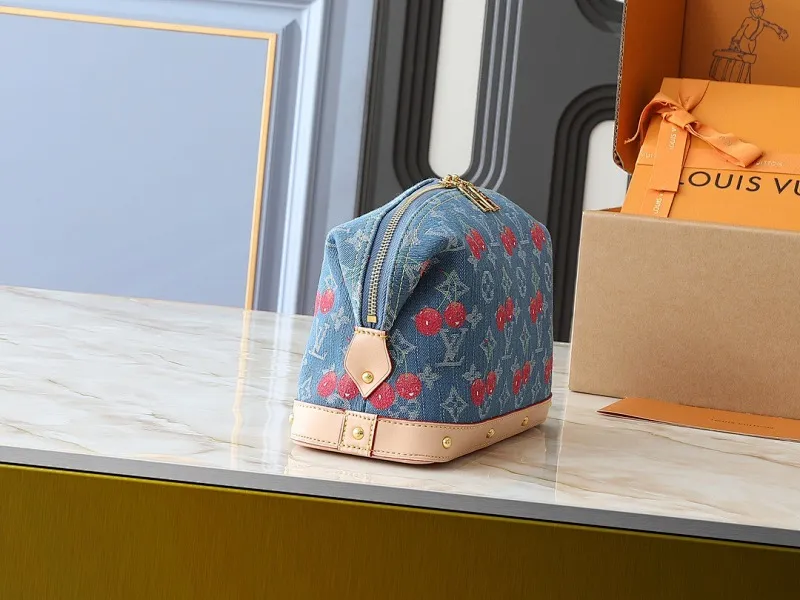 All Categories Official Website "Brand Women's Bags" Women's Bags 💙 LV 2025 New LV Cosmetic Bag