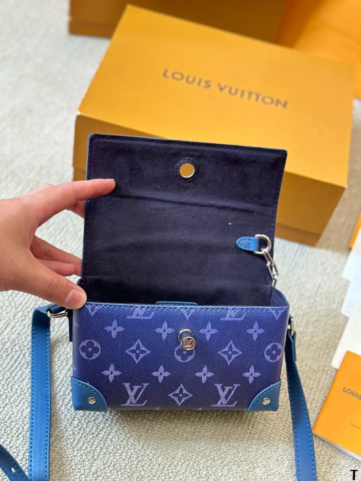All Categories Official Website "Brand Women's Bags" Women's Bags 💙 LV 2024 Official Website New LV Crossbody Bags