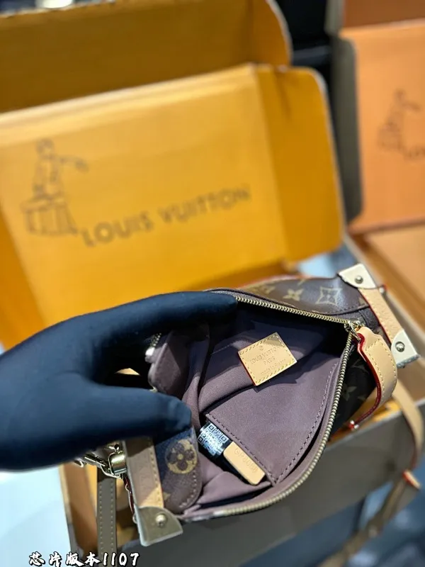 All Categories Official Website "Brand Women's Bags" Women's Bags 💙 LV 2025 New LV Crossbody Bag