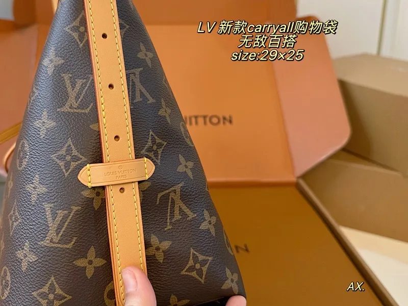 All categories Official website "Brand Women's Bags" Women's Bags 💙 LV 2025 new LV armpit bag