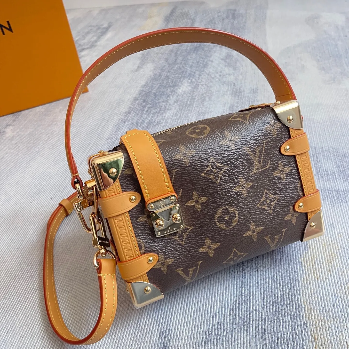 All Categories Official Website "Brand Women's Bags" Women's Bags 💙 LV 2025 New LV Crossbody Bag