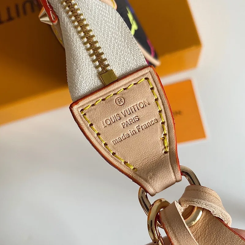 All Categories Official Website "Brand Women's Bags" Women's Bags 💙 LV 2026 New LV Crossbody Bag